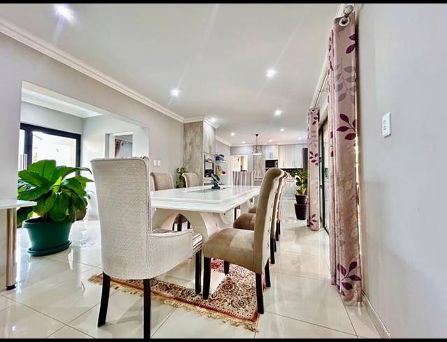 4 BEDROOM HOUSE FOR SALE IN MELODIE